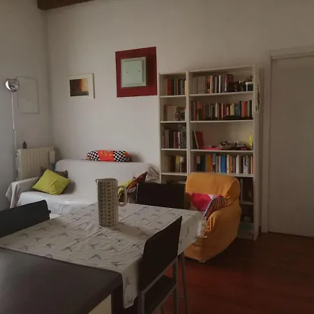 Bilocale Nel Cuore Di Isola Apartman Milánó