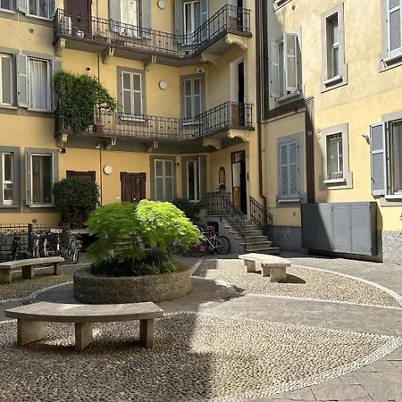 Apartman Bilocale Nel Cuore Di Isola Milánó